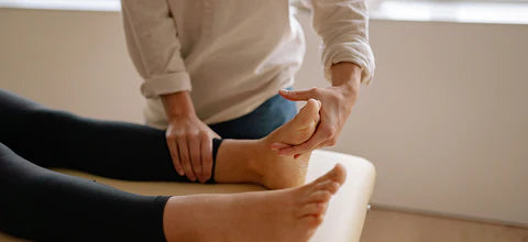 Ondt i foden? Her er 10 tips til at lindre smerterne